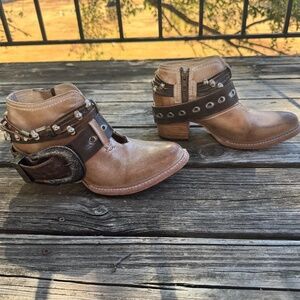 Freebird booties size 8